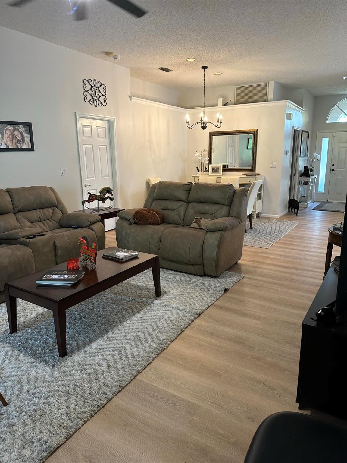 EMERALD FOREST OF WELLINGTON 2 - Residential Lease