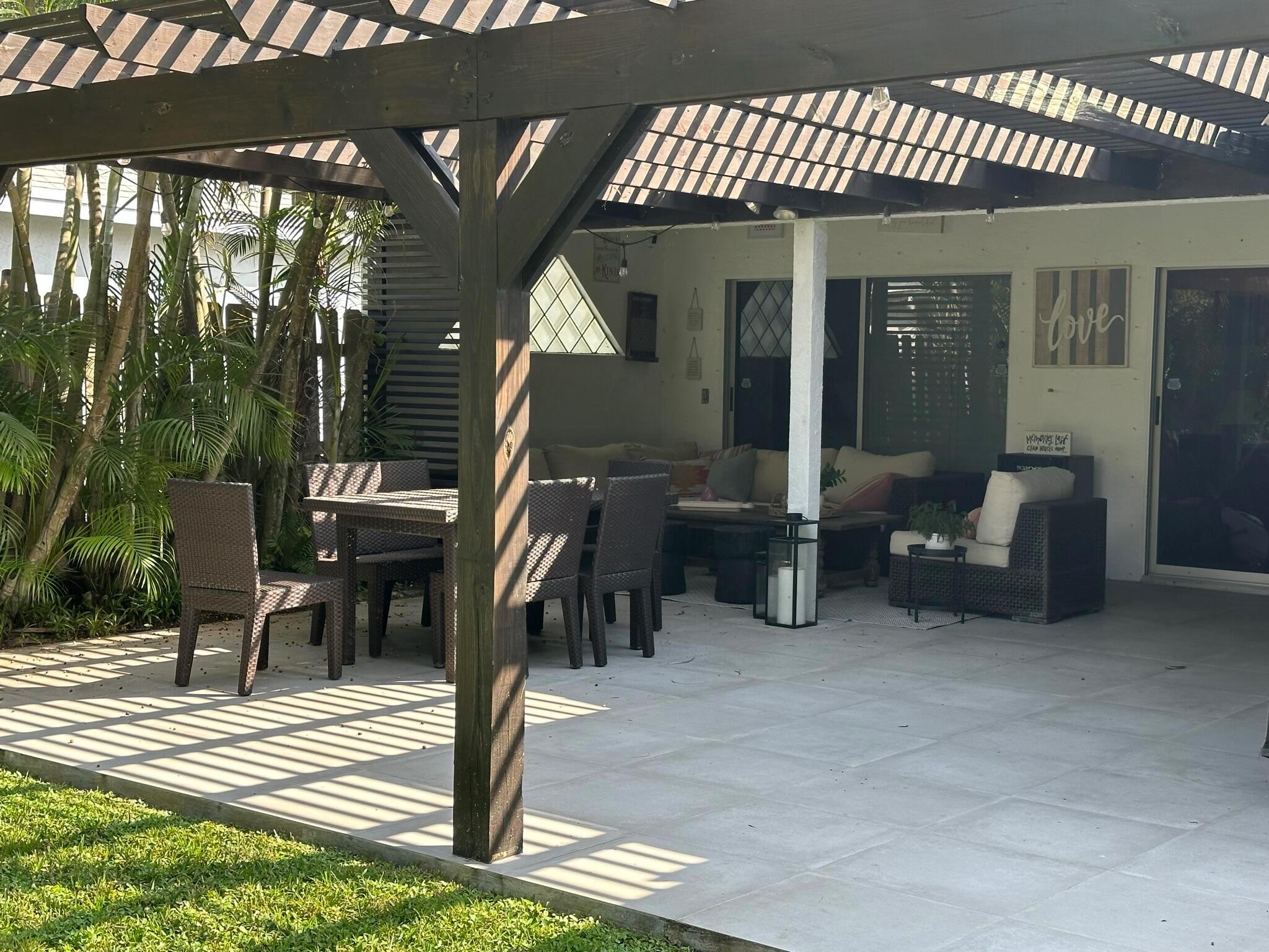 EMERALD FOREST OF WELLINGTON 2 - Residential Lease