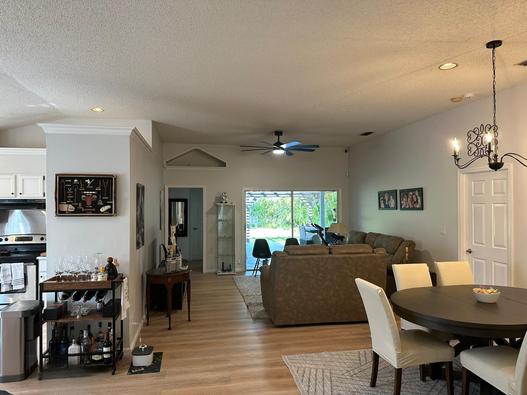 EMERALD FOREST OF WELLINGTON 2 - Residential Lease