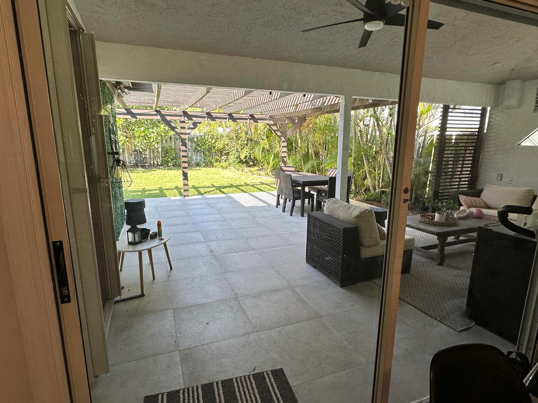 EMERALD FOREST OF WELLINGTON 2 - Residential Lease