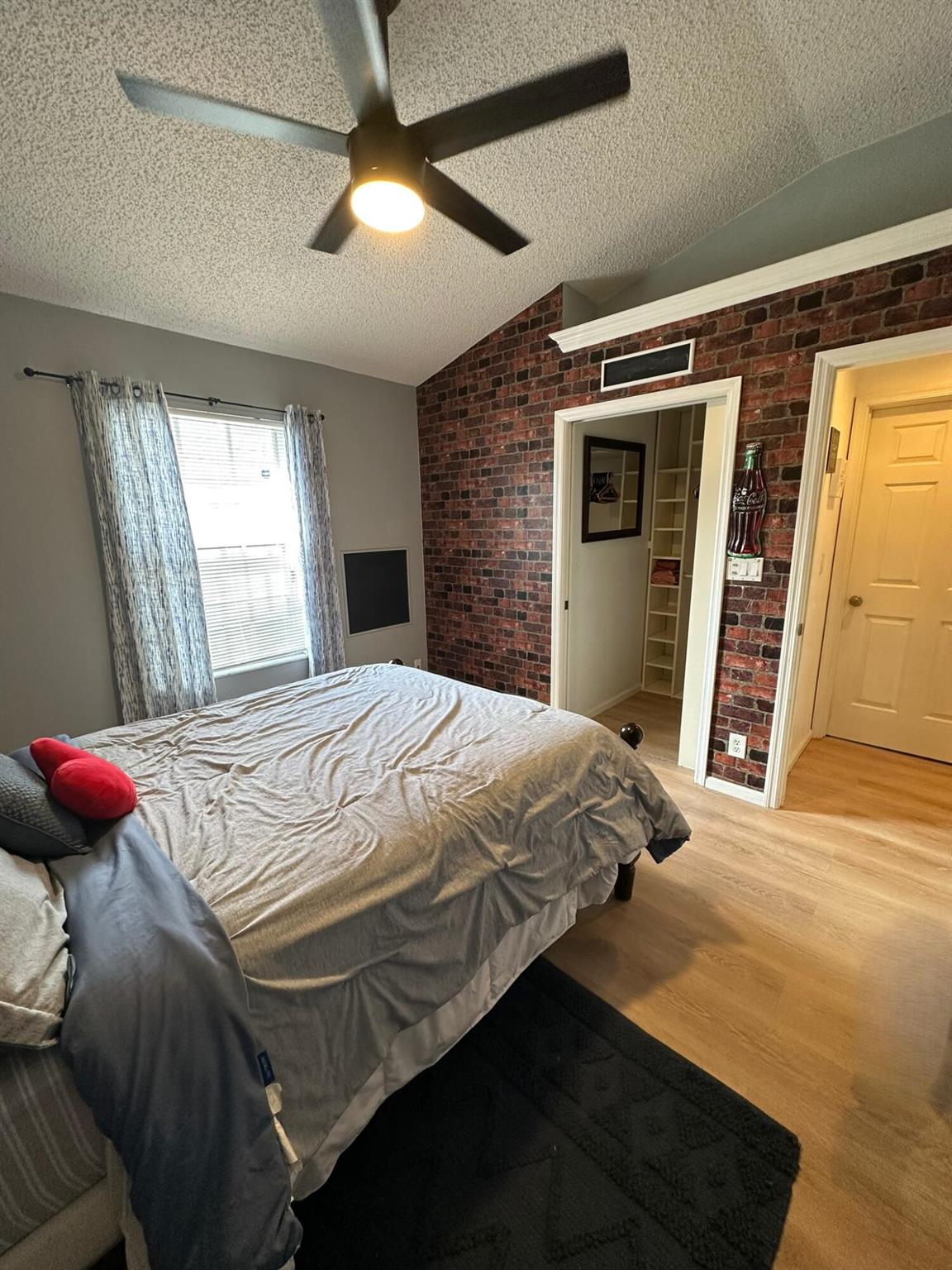 EMERALD FOREST OF WELLINGTON 2 - Residential Lease