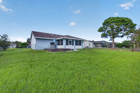 Tiny photo for 254 SW STARFISH Avenue, Port Saint Lucie, FL 34984 (MLS # B26088565)