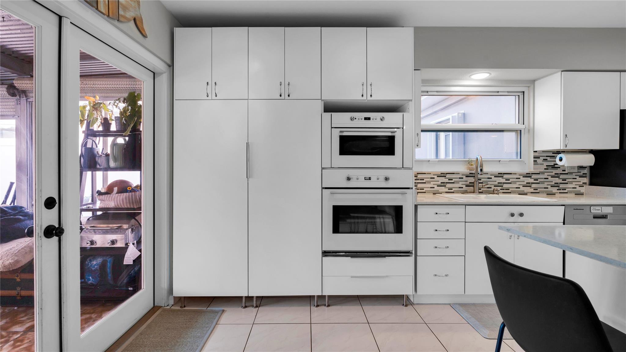 Shelter Islands 43-6 B - Residential