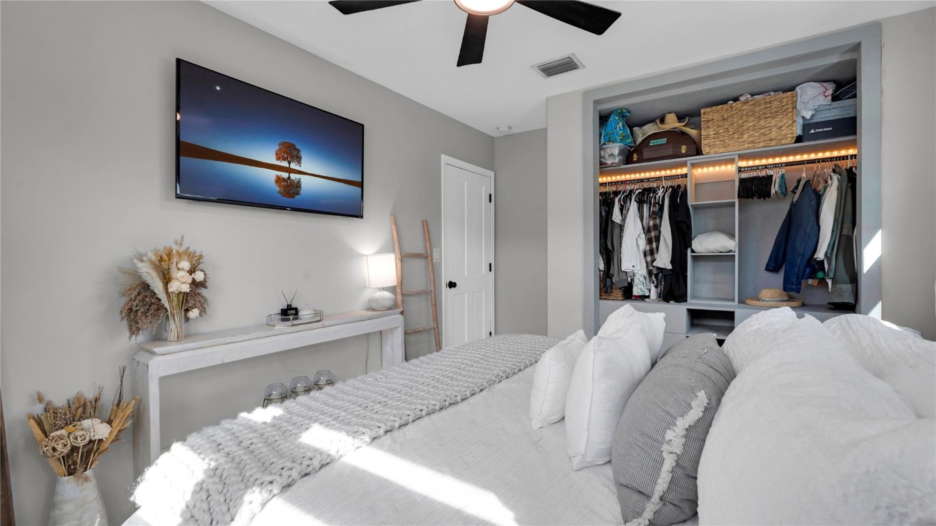 Shelter Islands 43-6 B - Residential