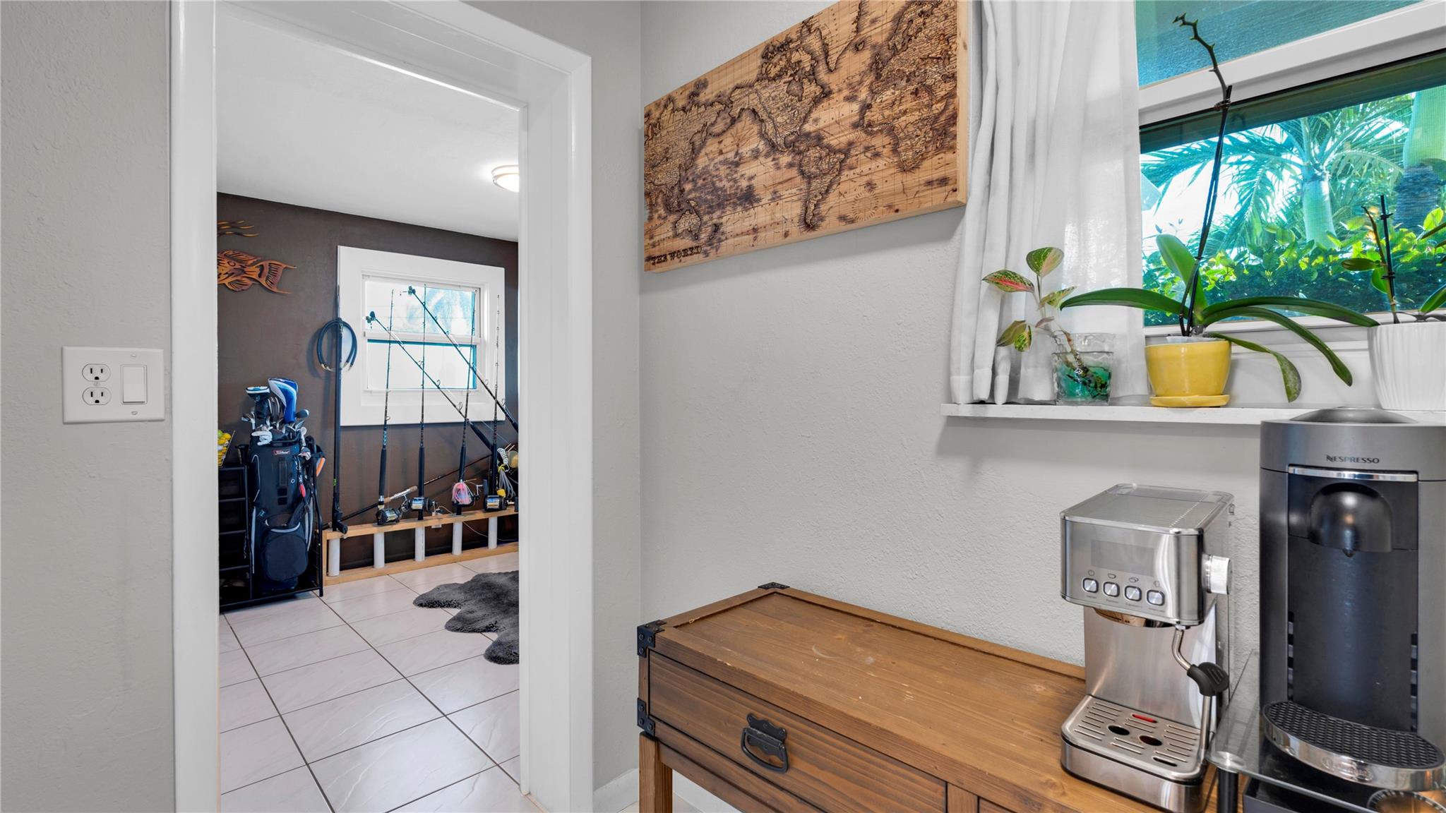 Shelter Islands 43-6 B - Residential