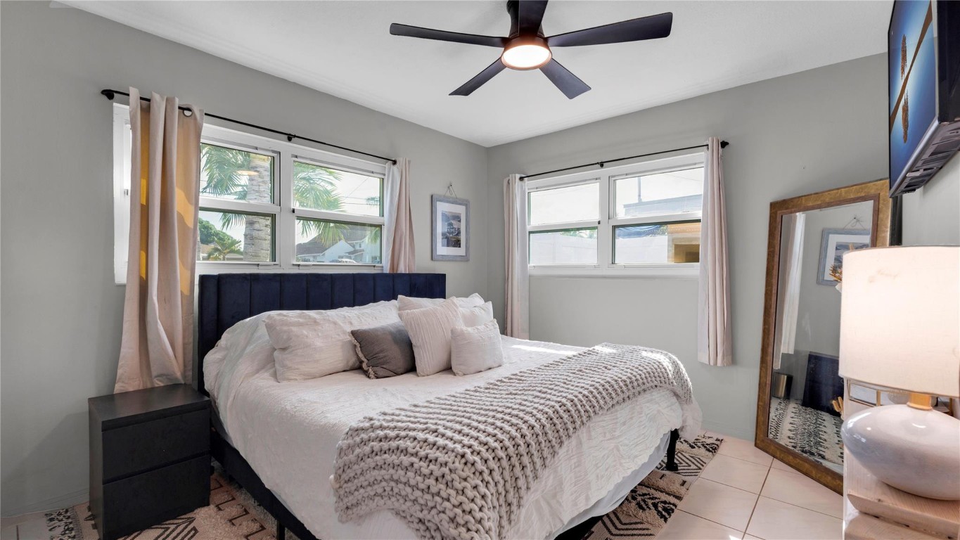 Shelter Islands 43-6 B - Residential