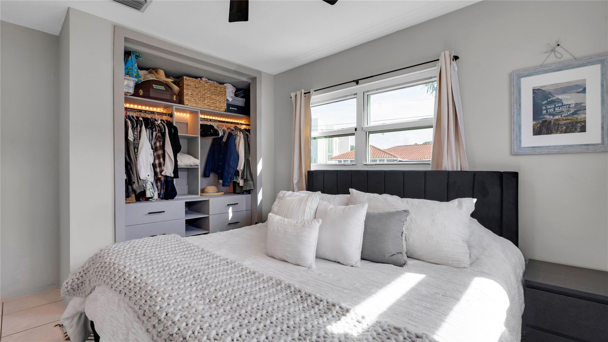 Shelter Islands 43-6 B - Residential