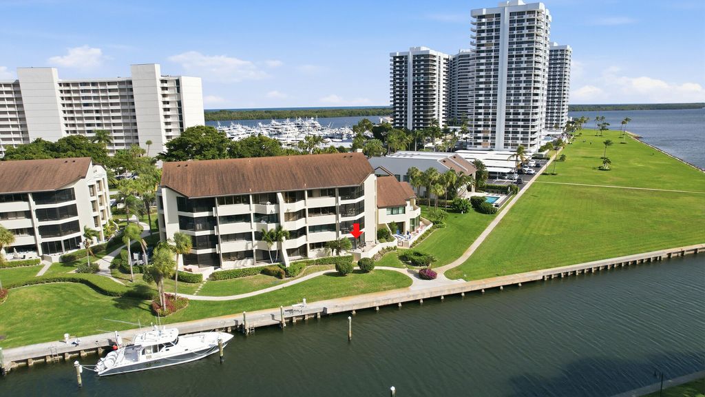 Photo of 1109 E Marine Way E #L1l + Boat Slip 55, North Palm Beach, FL 33408 (MLS # R11159402)