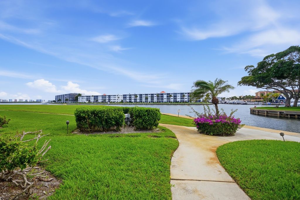 Photo of 1109 E Marine Way E #L1l + Boat Slip 55, North Palm Beach, FL 33408 (MLS # R11159402)