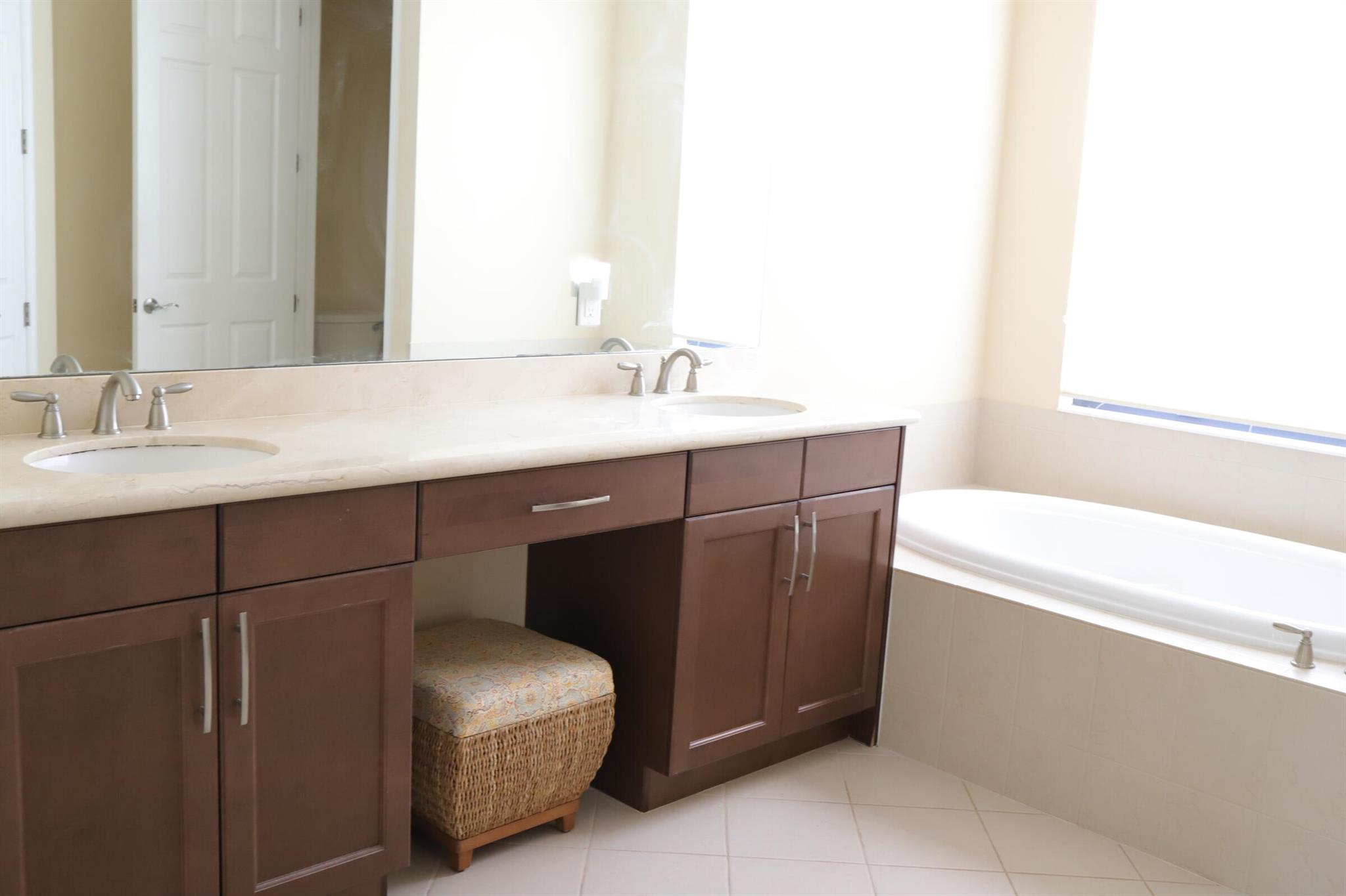 BOCA RESERVE PUD - Residential Lease