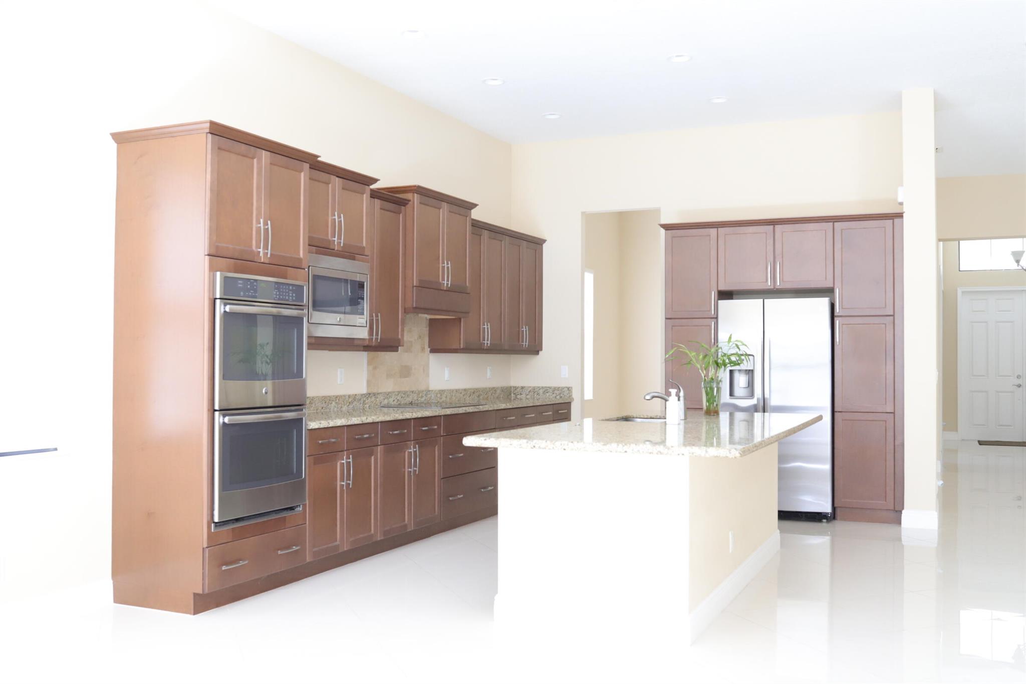 BOCA RESERVE PUD - Residential Lease