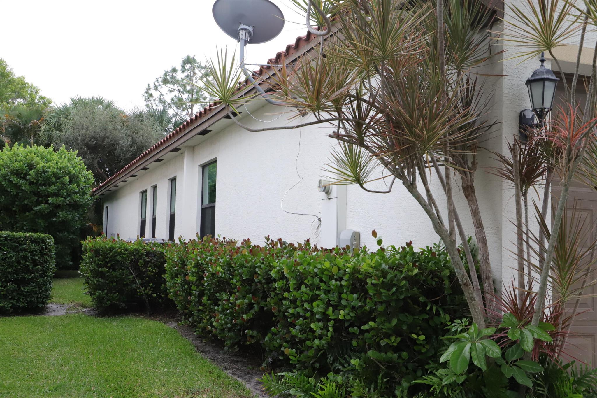 BOCA RESERVE PUD - Residential Lease