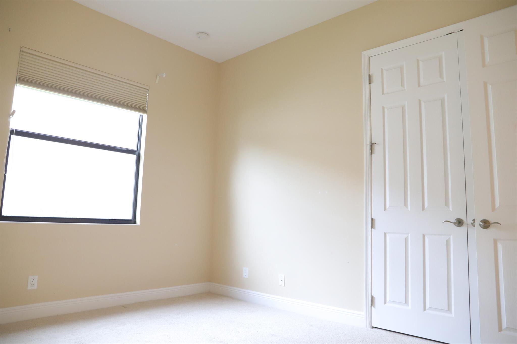 BOCA RESERVE PUD - Residential Lease