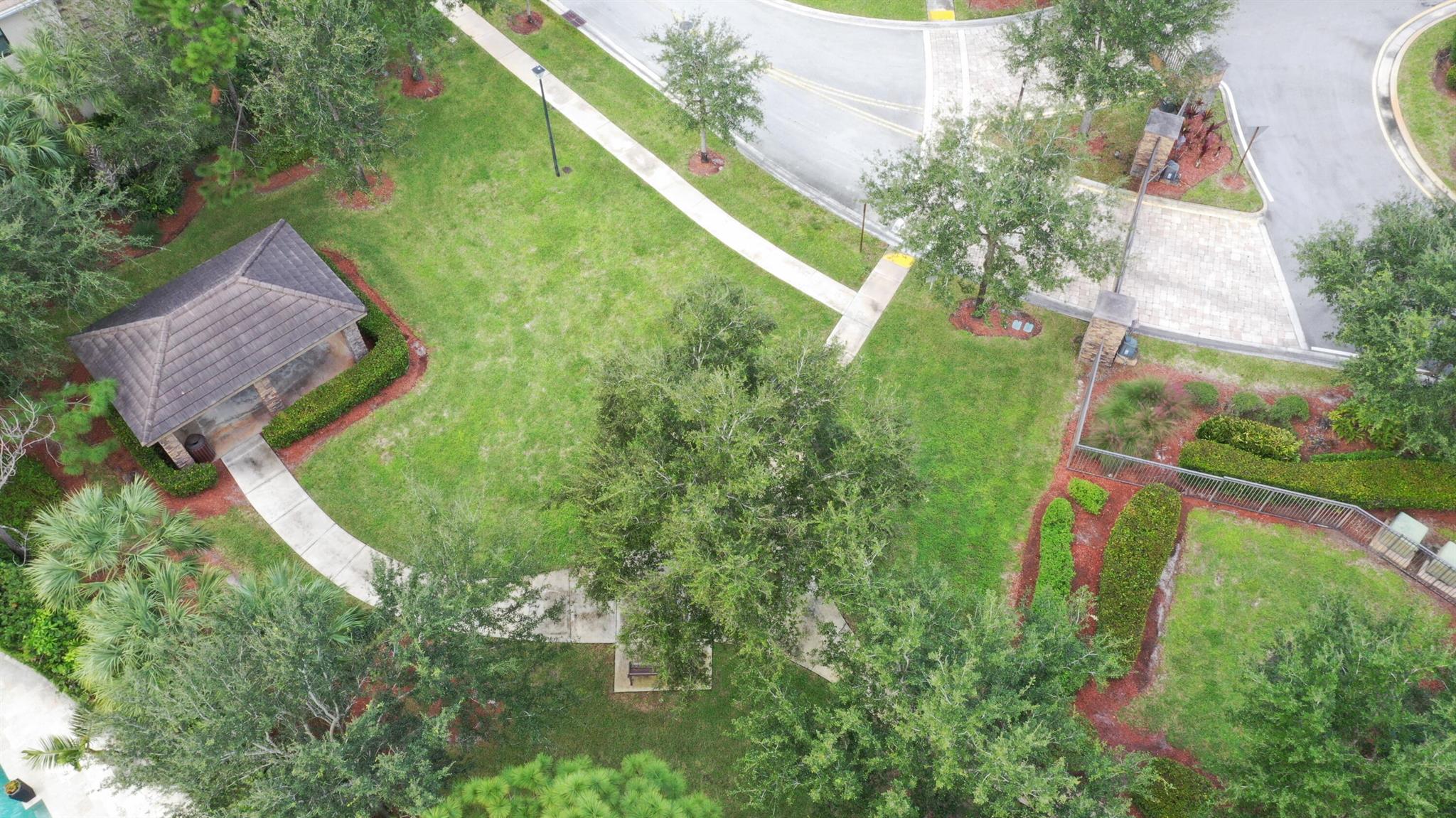 BOCA RESERVE PUD - Residential Lease