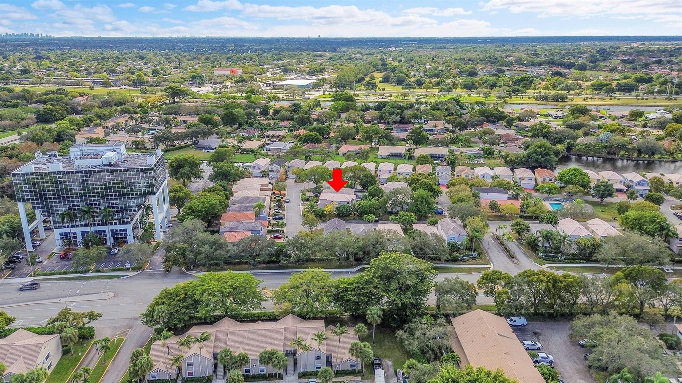 Oakwood 80-39 B - Residential