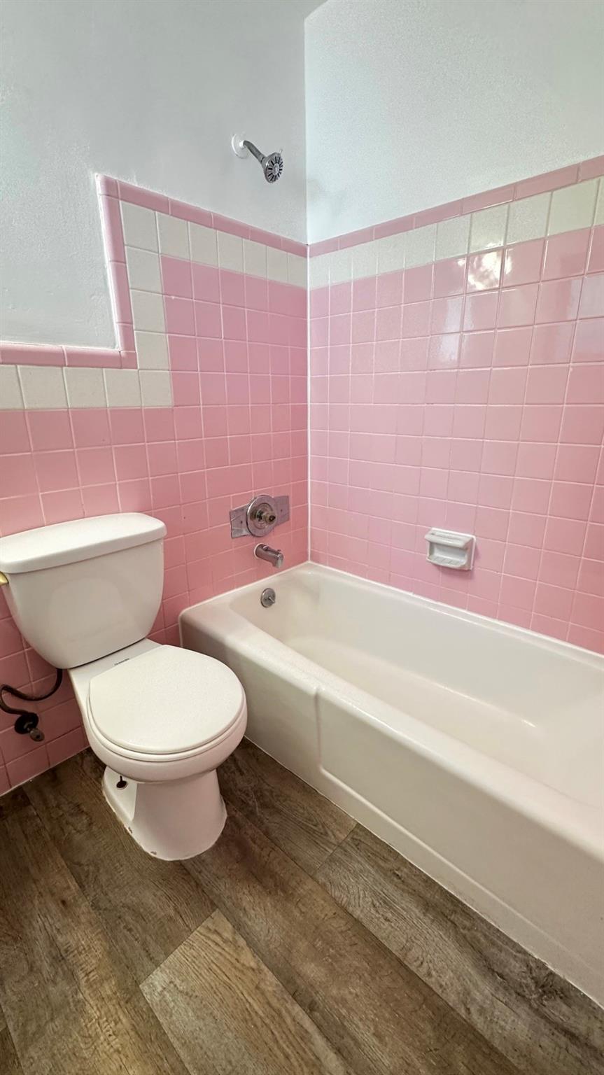 Croissant Park 4-28 B - Residential Lease
