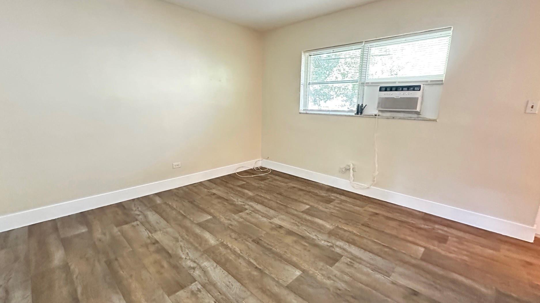 Croissant Park 4-28 B - Residential Lease