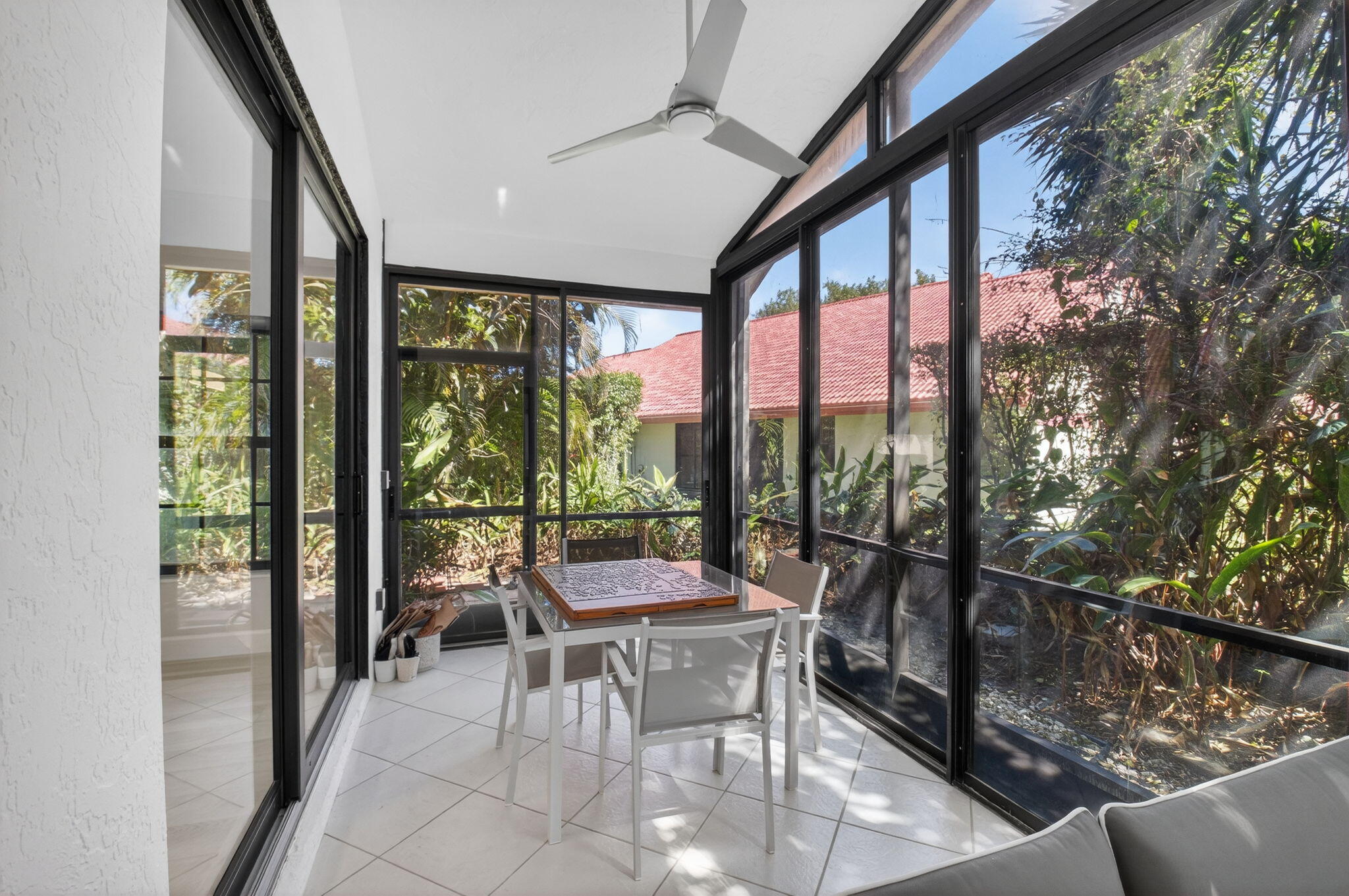 LEXINGTON CLUB 4 - Residential