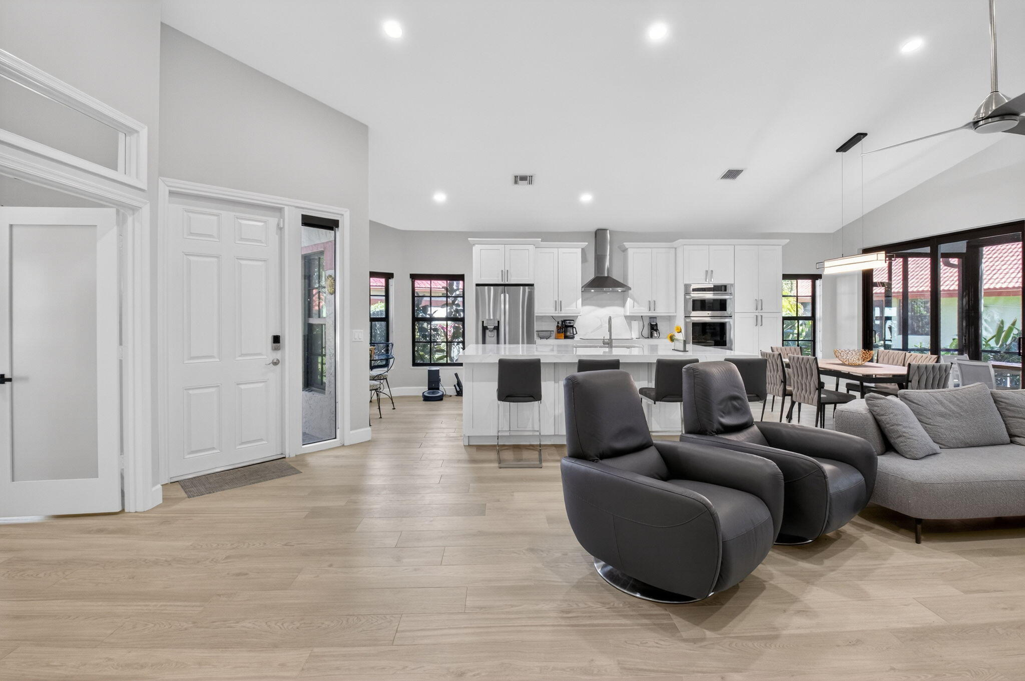 LEXINGTON CLUB 4 - Residential