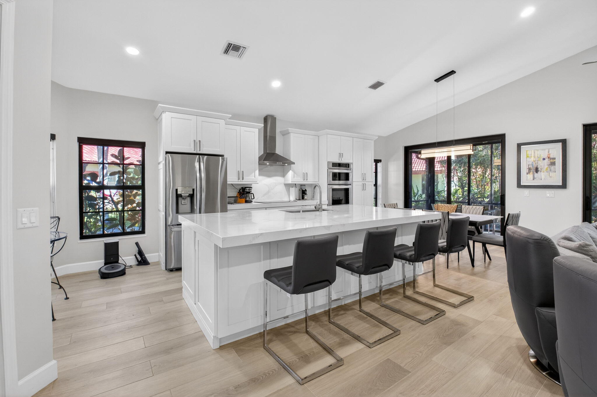 LEXINGTON CLUB 4 - Residential