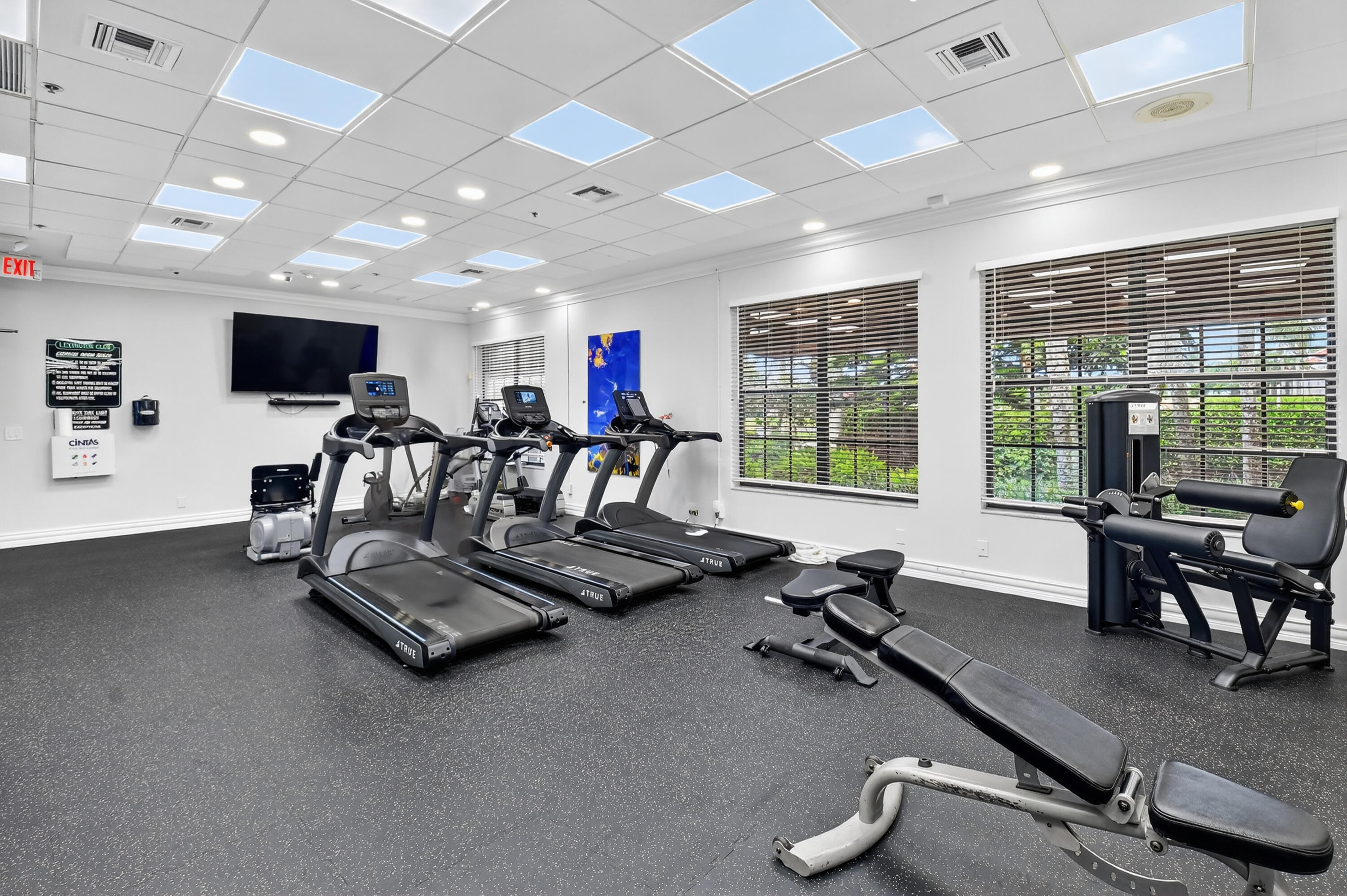 LEXINGTON CLUB 4 - Residential