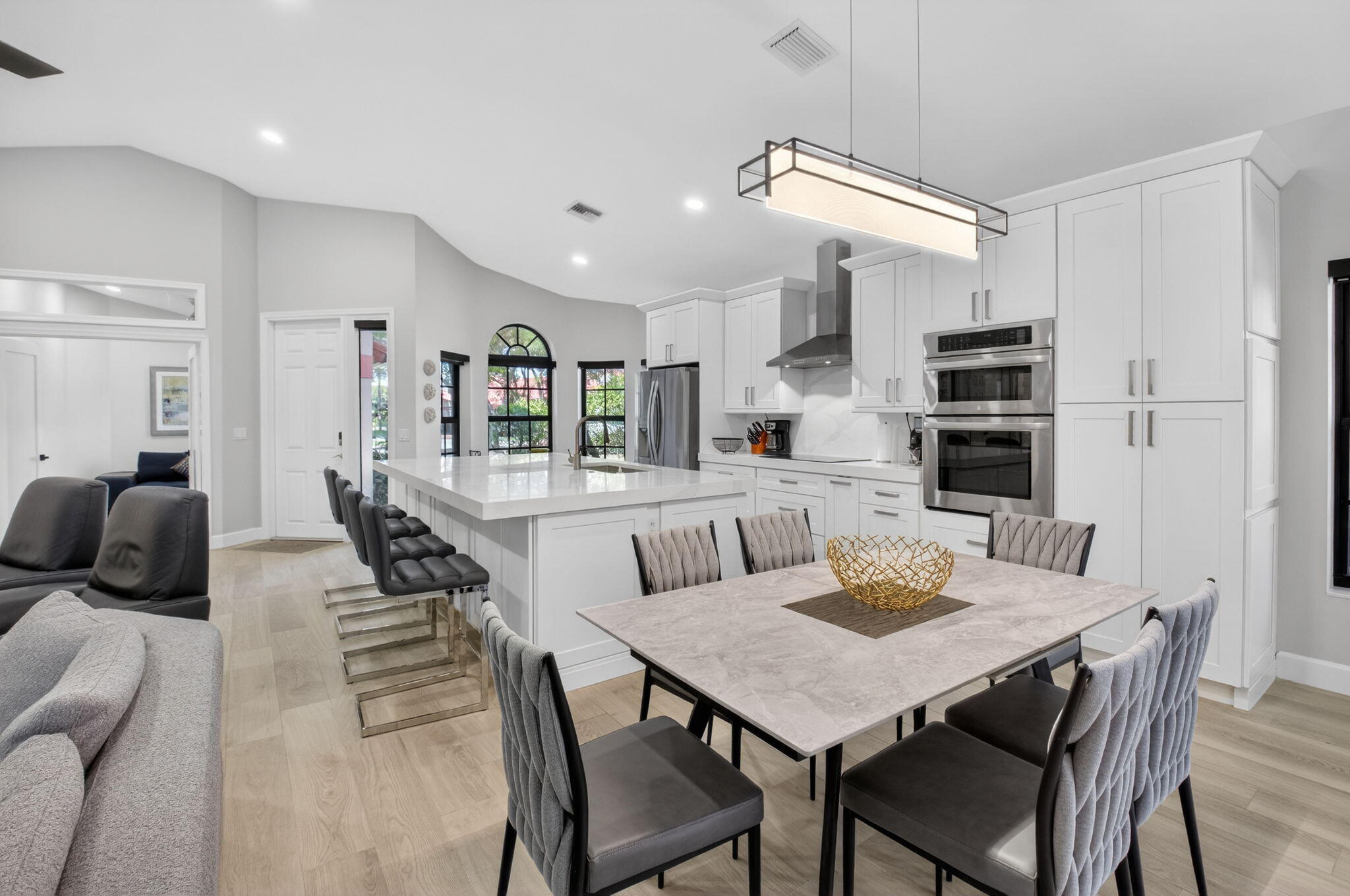 LEXINGTON CLUB 4 - Residential