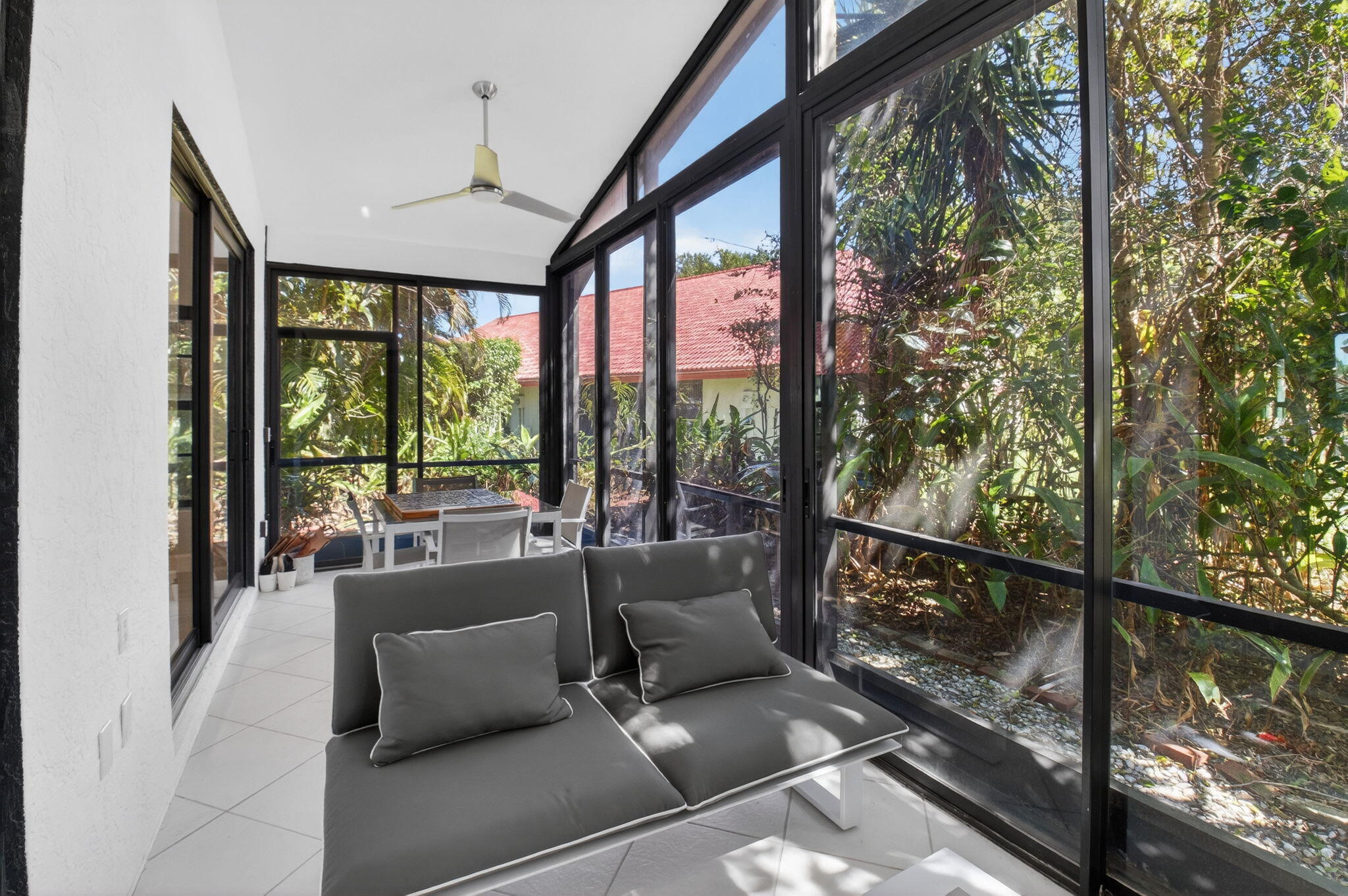 LEXINGTON CLUB 4 - Residential