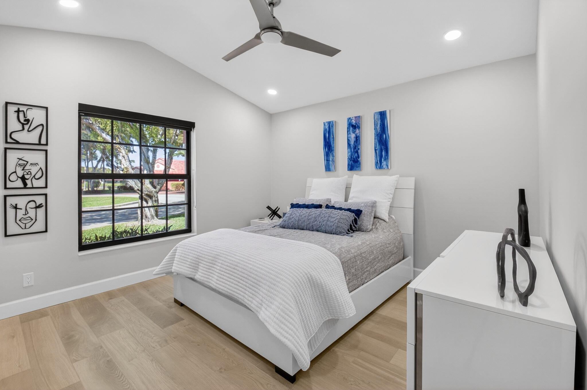 LEXINGTON CLUB 4 - Residential