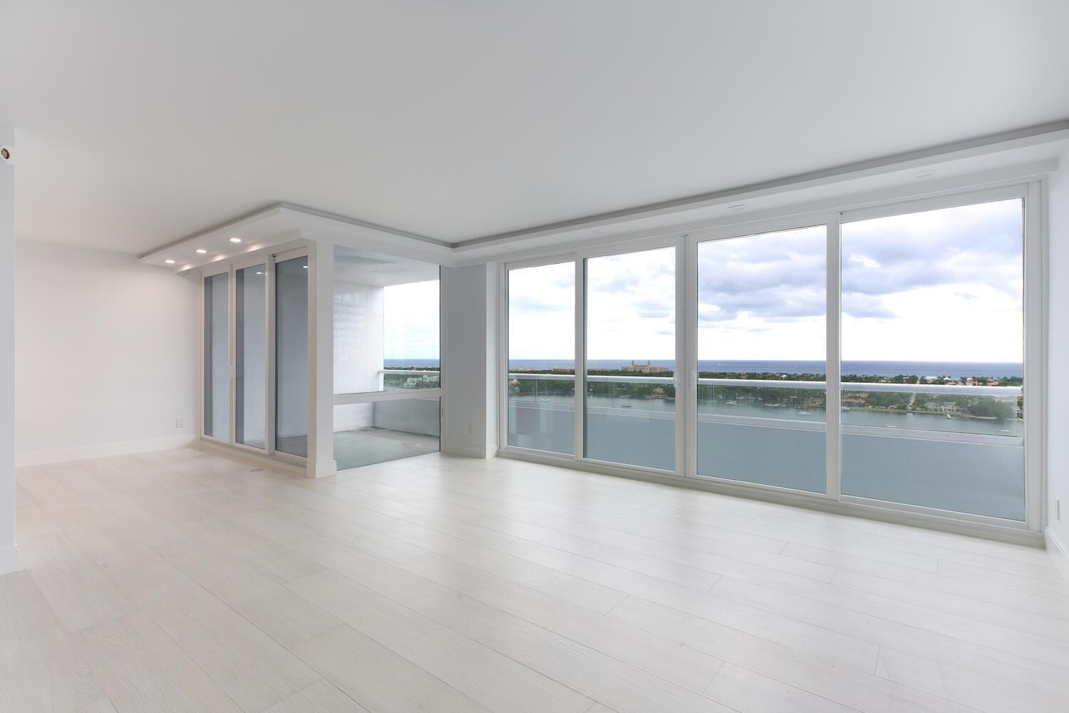 PLAZA OF THE PALM BEACHES - Residential