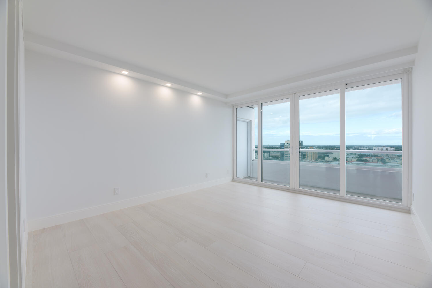 PLAZA OF THE PALM BEACHES CONDO - Residential