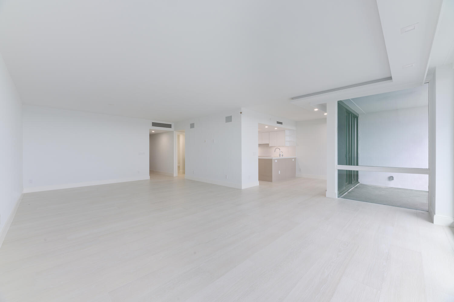 PLAZA OF THE PALM BEACHES CONDO - Residential