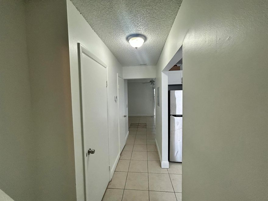 This two-story townhouse, located in a well-established all-ages community in West Palm Beach.The townhouse features two bedrooms, one and a half bathrooms, and a spacious living area ideal for tenants or future owners. The kitchen includes hardwood cabinets and granite countertops, offering a modern and functional space.