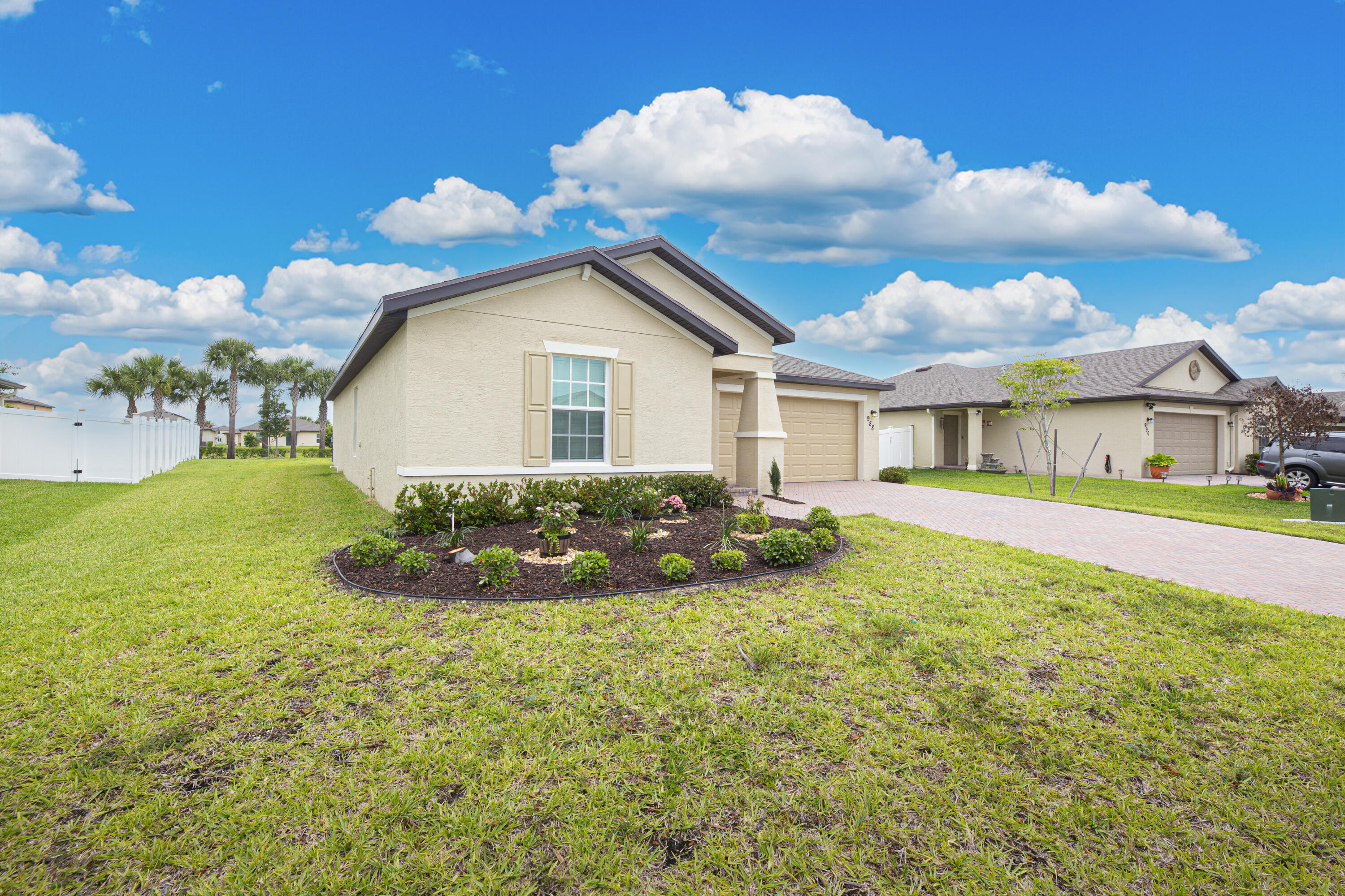 988 Bent Creek Drive