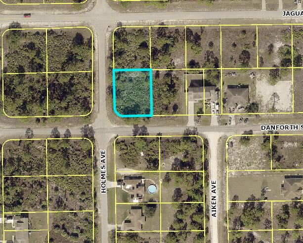 Desirable Duplex Lot located in rapidly growing Lehigh Acres. This multi-family zoned (RM-2) lot is located on a paved road and features quick access to State Road 82. The DUPLEX LOT DIRECTLY BEHIND AT 1008/1010 JAGUAR BLVD IS ALSO AVAIALBLE! Just a few minutes from location attractions including The Actual Barefoot Lake, Lazy Springs Recreation Park, and 82 Speedway. Only 30 minute to Fort Myers and its beautiful beaches. RARE OPPORTUNITY! SELLER ALSO HAS OTHER DUPLEX LOTS AVAILABLE in the same area. 1060/1062 Jaguar Blvd, 1128/1130 Graystone Ave, and 1025/1027 Danforth St. Lehigh Acres, FL 33974.