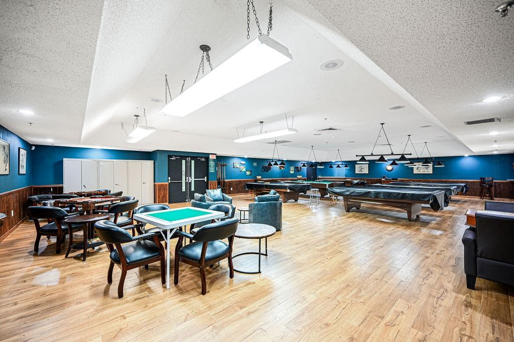 Sunrise Lakes phase 4 inc - Residential