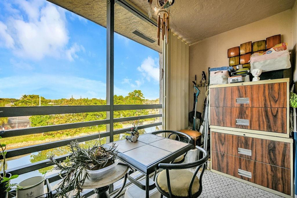 Sunrise Lakes phase 4 inc - Residential