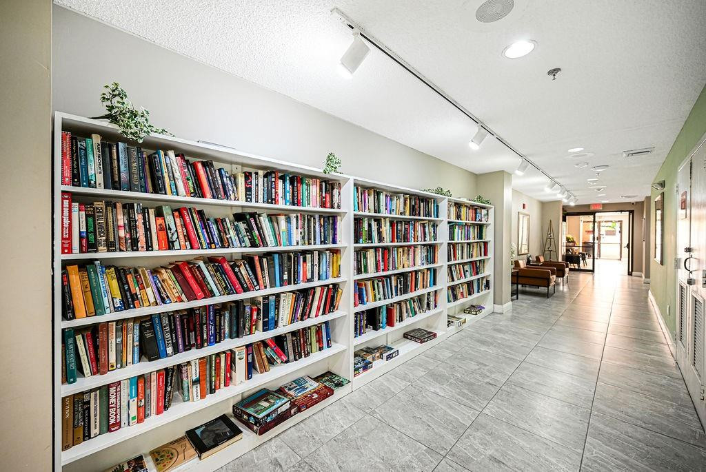 Sunrise Lakes phase 4 inc - Residential