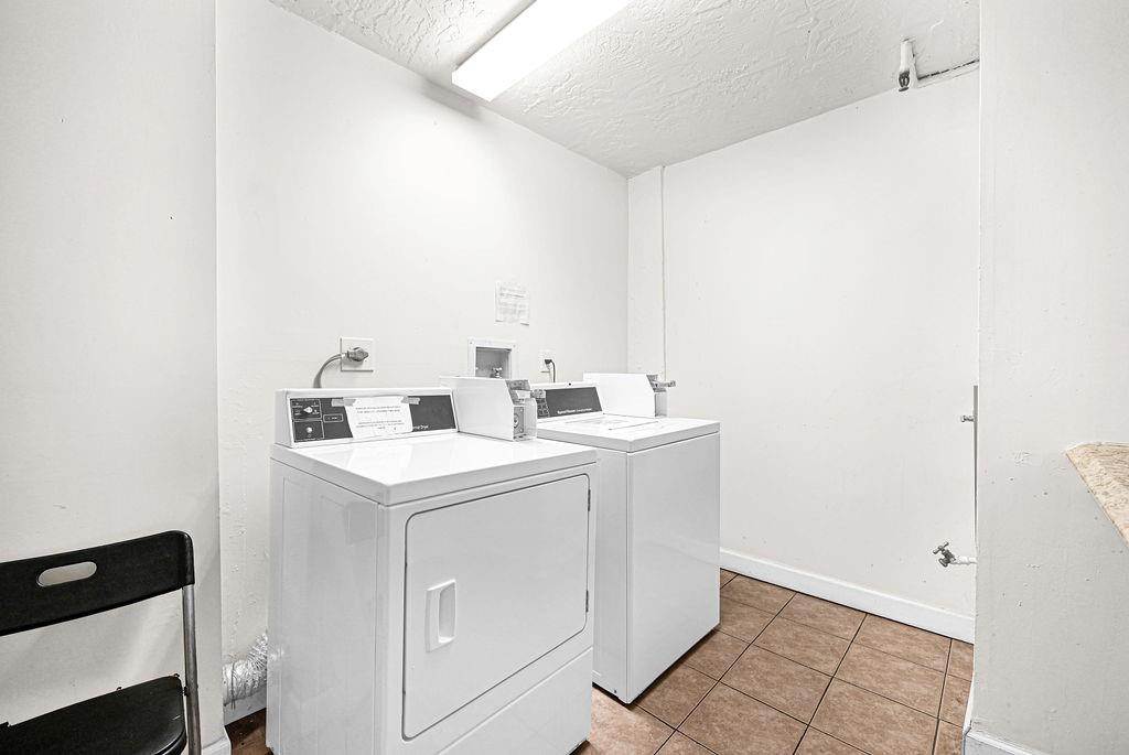 Sunrise Lakes phase 4 inc - Residential