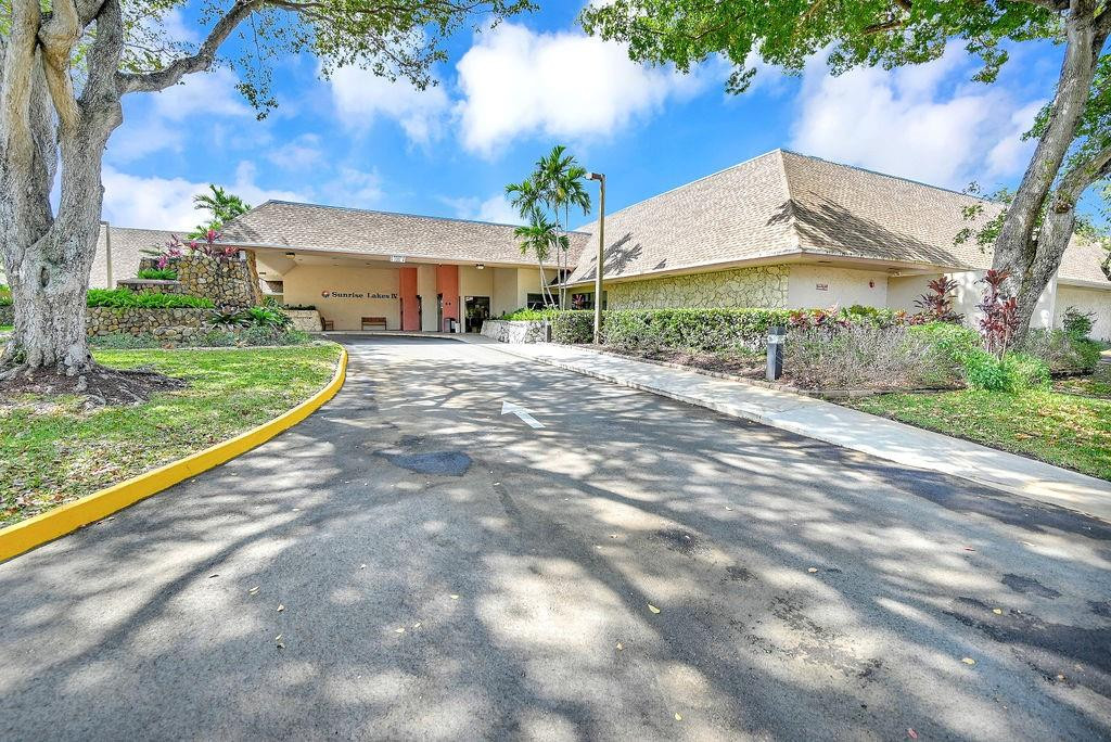 Sunrise Lakes phase 4 inc - Residential