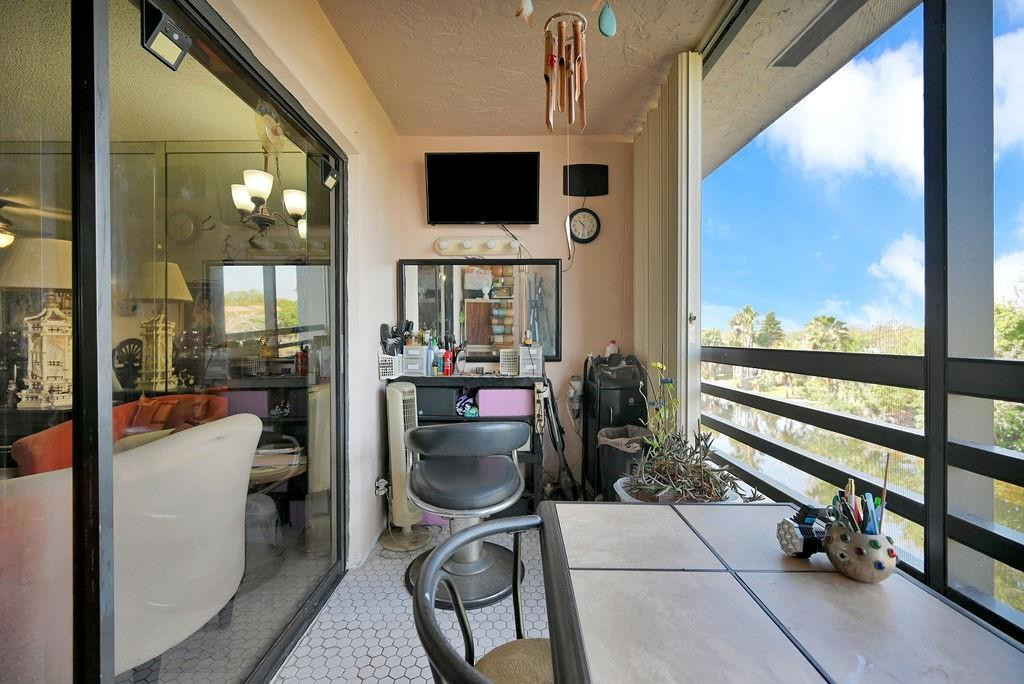 Sunrise Lakes phase 4 inc - Residential