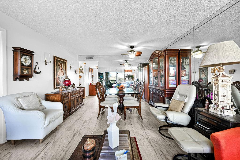 Sunrise Lakes phase 4 inc - Residential