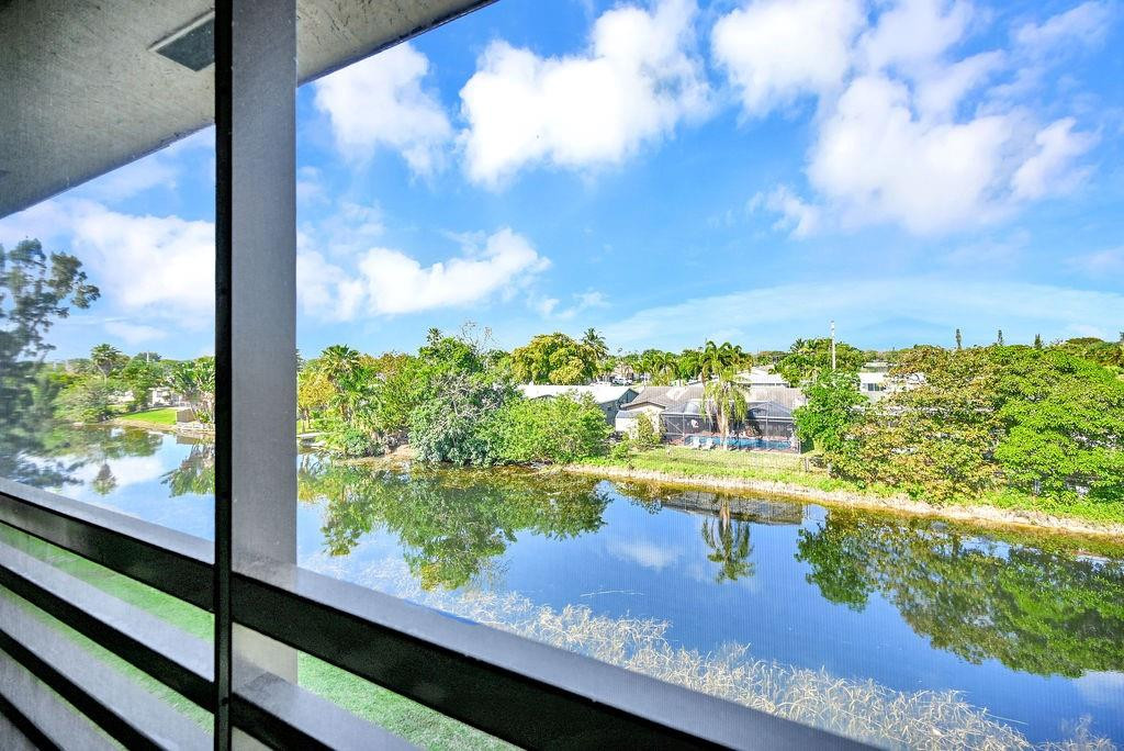 Sunrise Lakes phase 4 inc - Residential