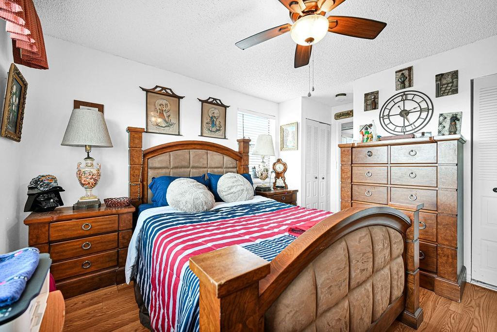 Sunrise Lakes phase 4 inc - Residential