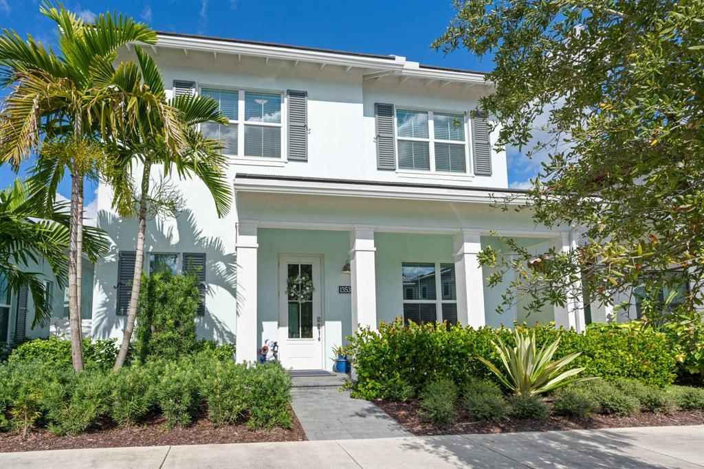 Photo of 13537 Machiavelli Way Way, Palm Beach Gardens, FL 33418 (MLS # R10765100)