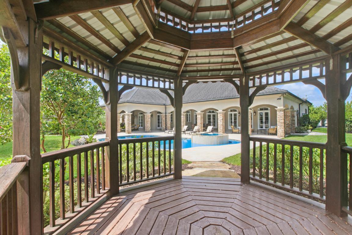 PALM BEACH POINT - Residential