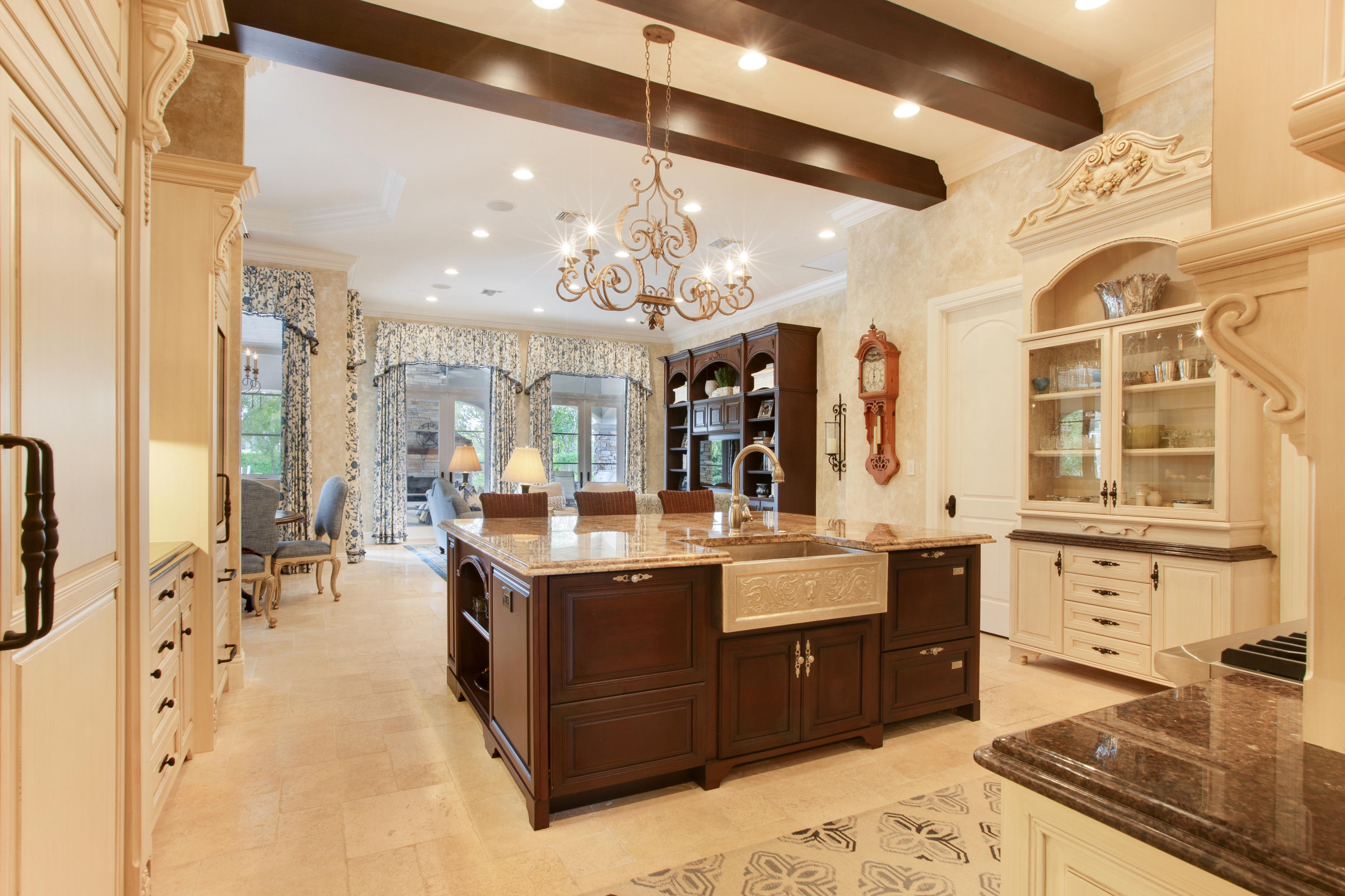 PALM BEACH POINT - Residential