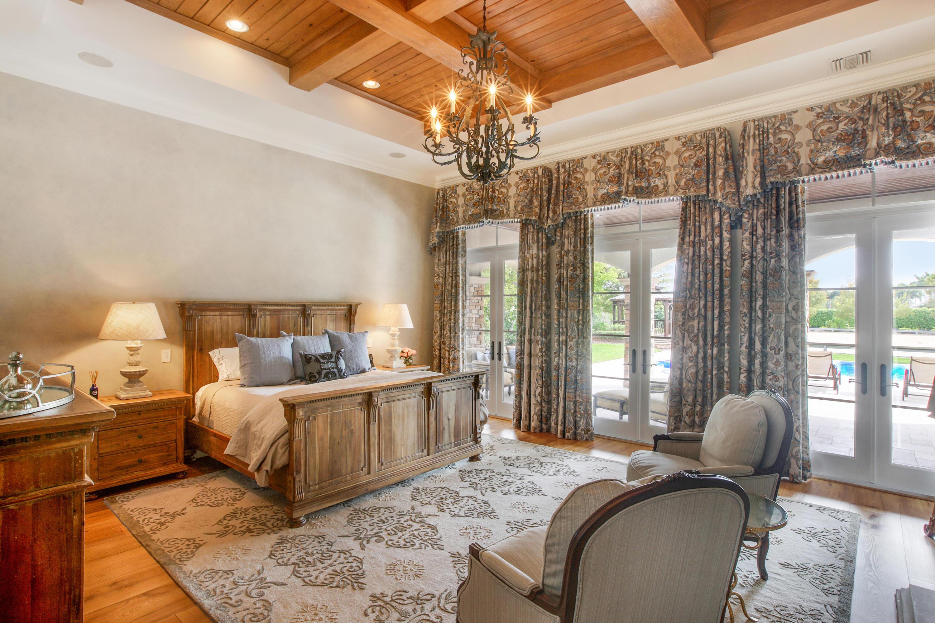 PALM BEACH POINT - Residential