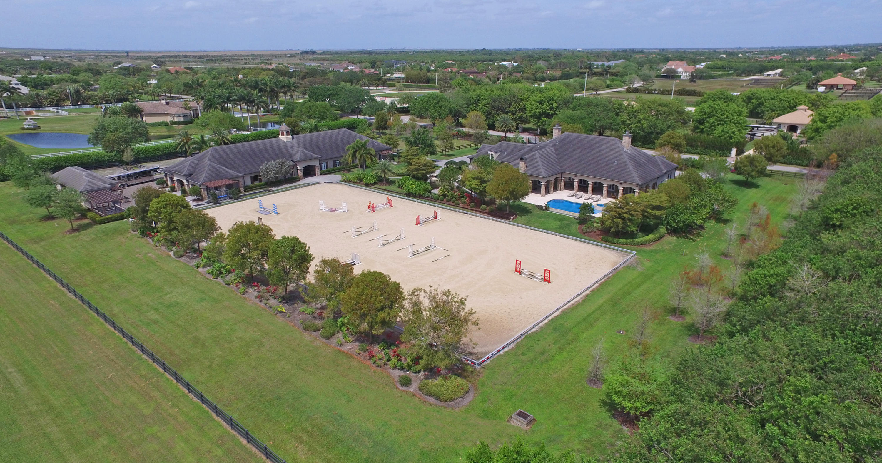 PALM BEACH POINT - Residential