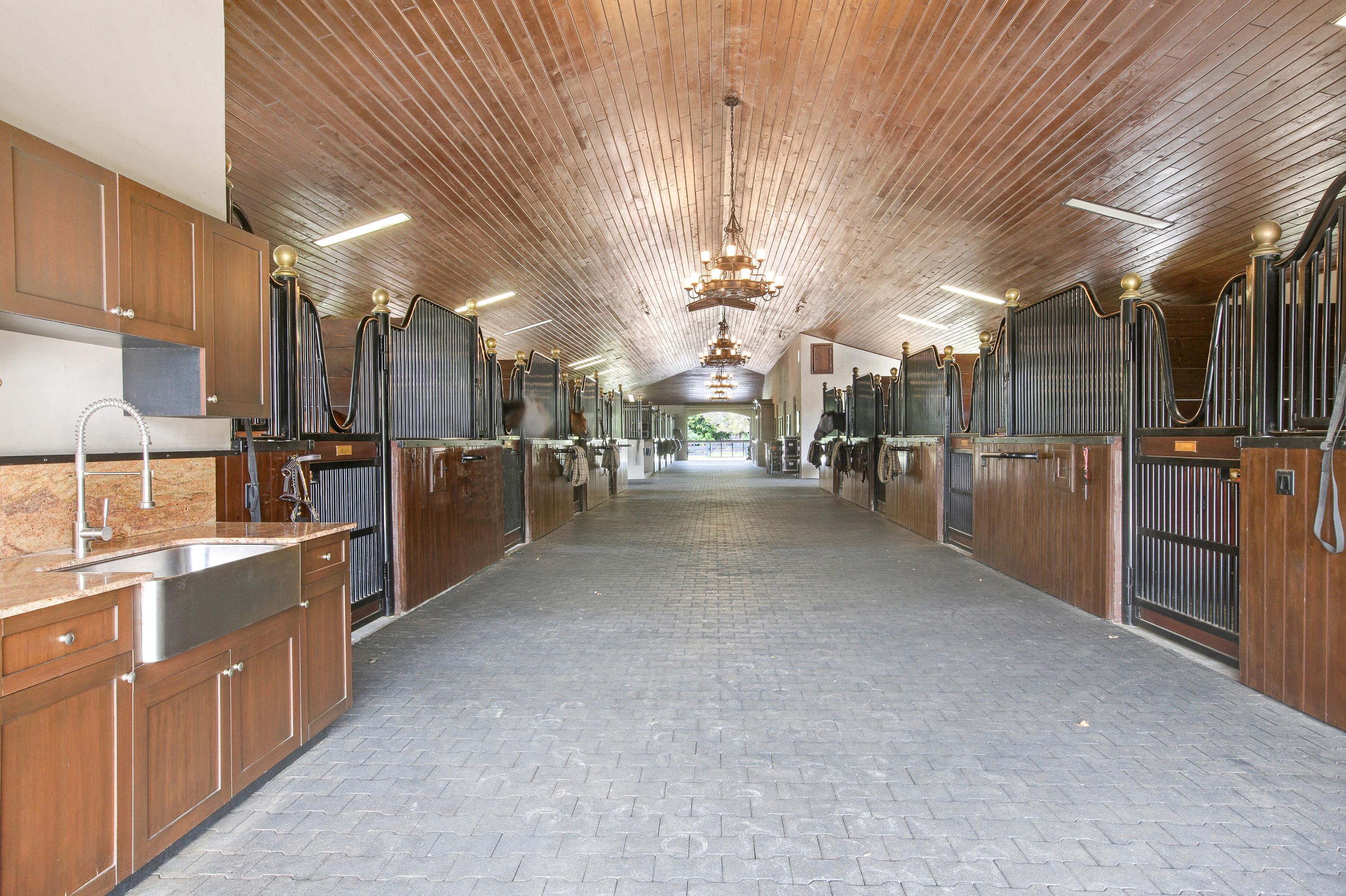 PALM BEACH POINT - Residential