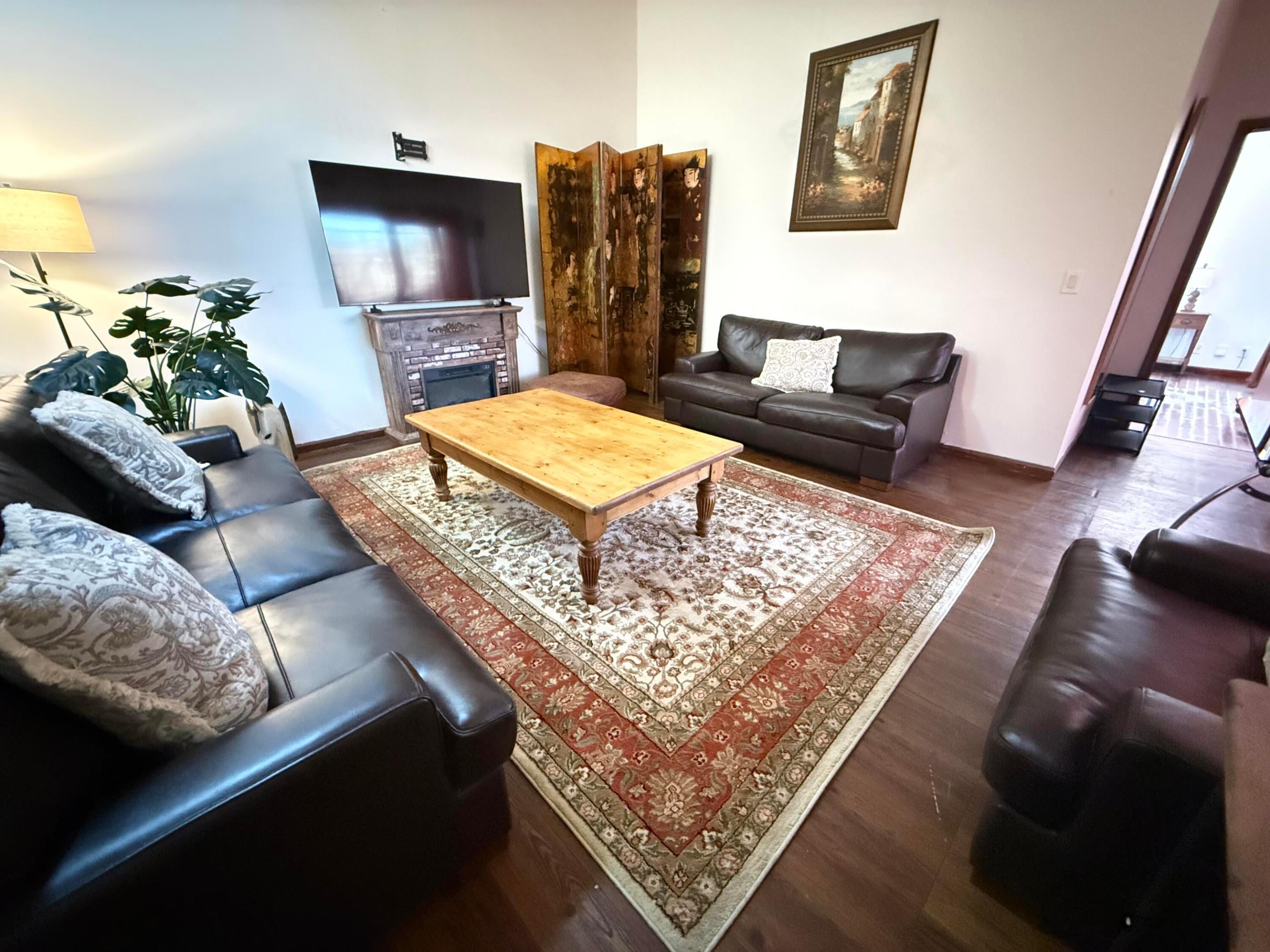 Properties 1275 Periwinkle Place